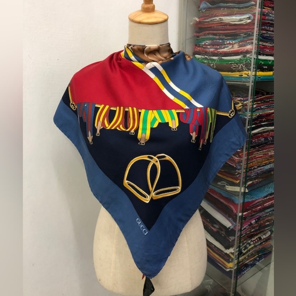 GUCCI SCIARPA IN SETTA SCARF - Picture 1 of 8